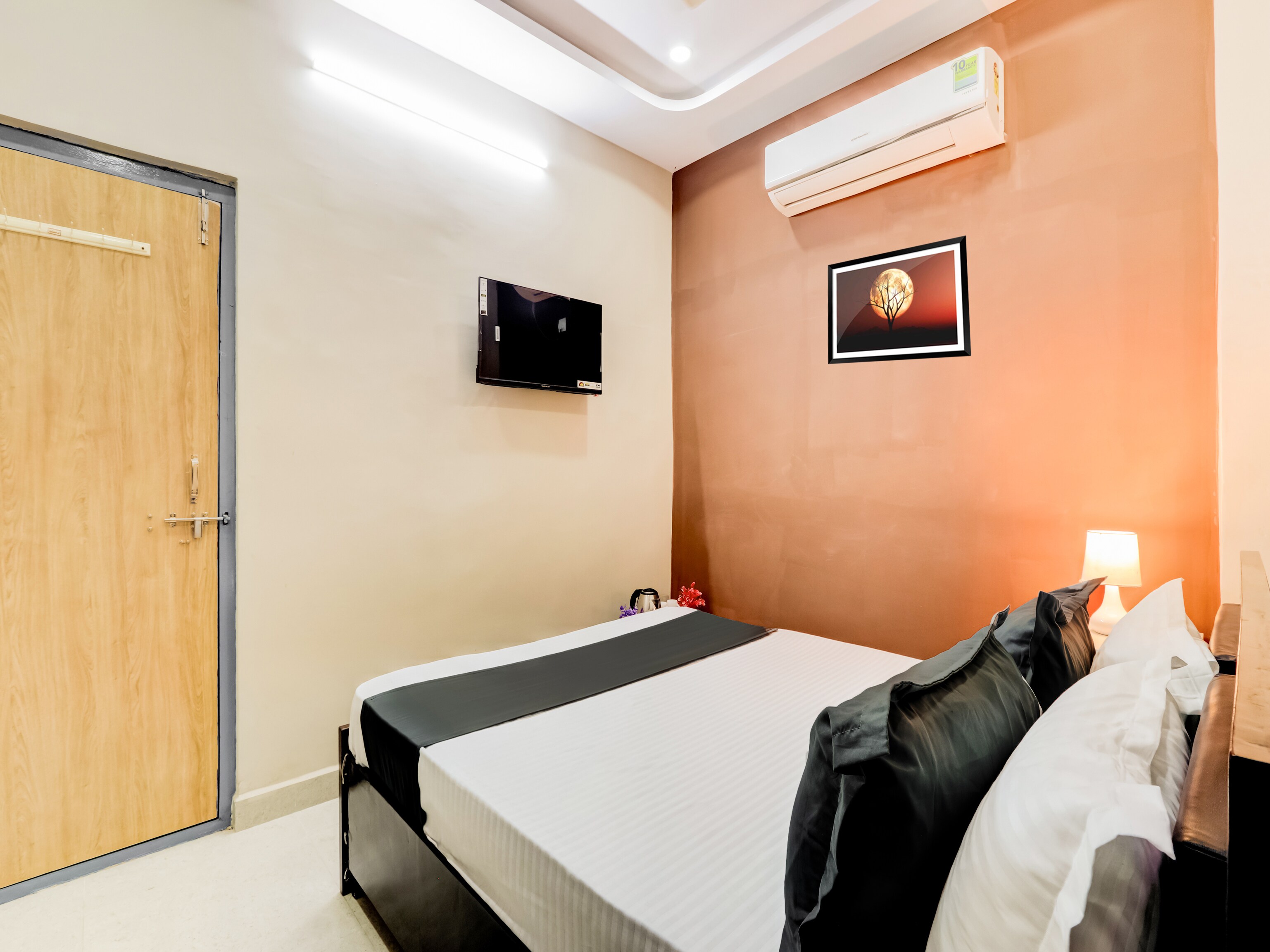 Hotel O Orr Residency — 4-Star Luxury Hotel in Hyderabad, India