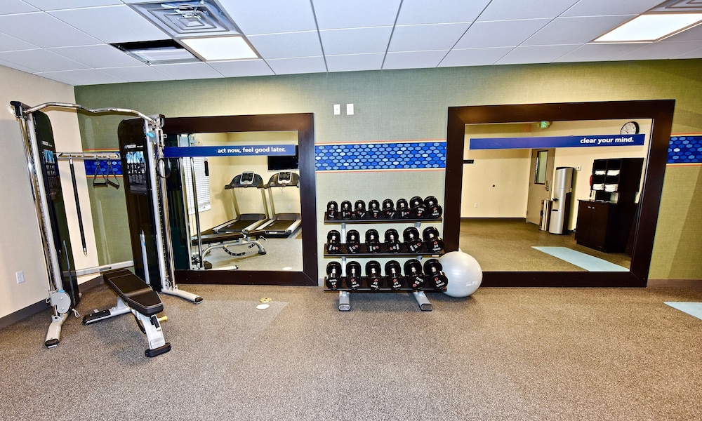 Hampton Inn Kirksville - photo 5