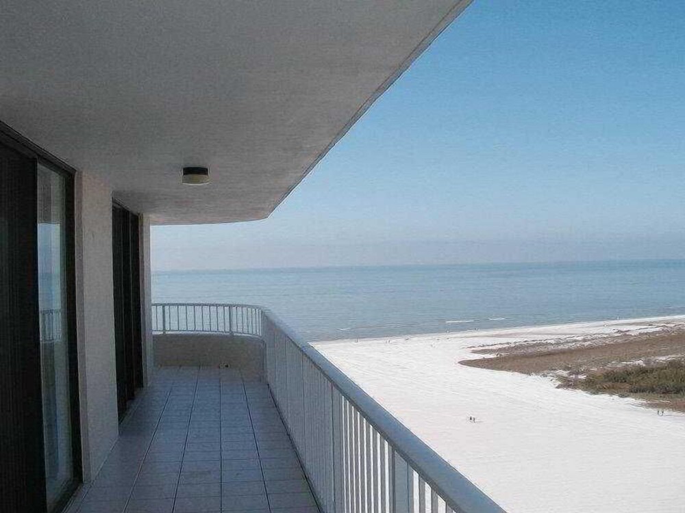 Southsea Tower Apartments Marco Island - photo 6