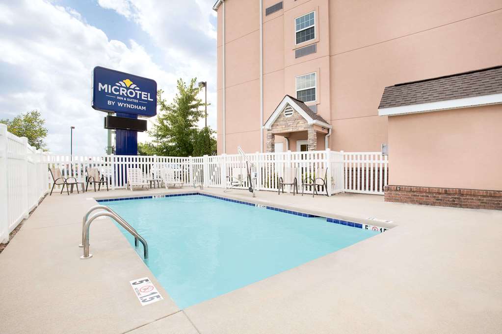 Microtel Inn & Suites by Wyndham Tuscumbia Muscle Shoals - photo 3