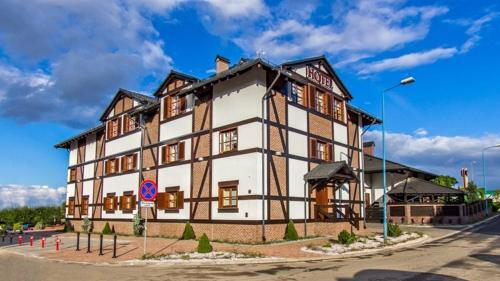 Hotel Skarbek — Lubin
