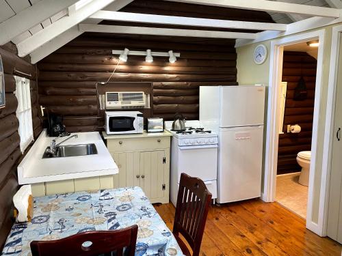 Pine Grove Cottages - photo 43
