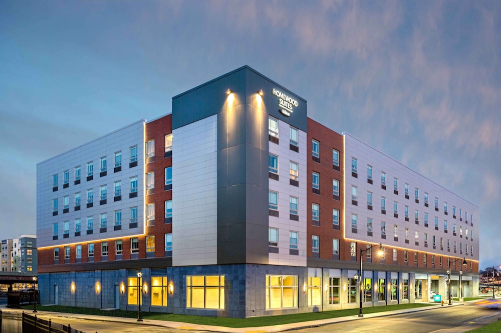 Homewood Suites by Hilton Boston Logan Airport Chelsea - featured photo
