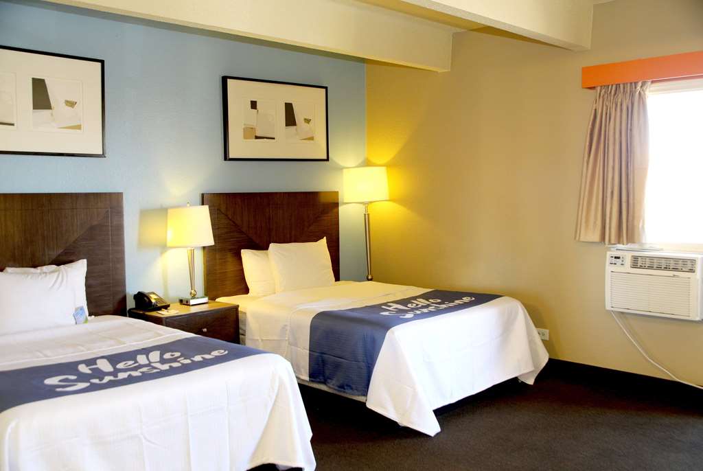 Days Inn by Wyndham Denver Downtown - photo 9