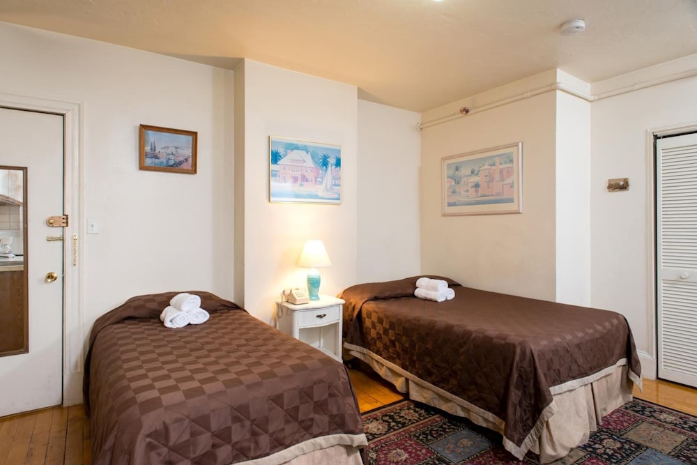 The Farrington Inn - photo 16