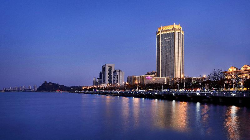 Crowne Plaza Zhenjiang by IHG — 4-Star Luxury Hotel in Zhenjiang, People's Republic of China