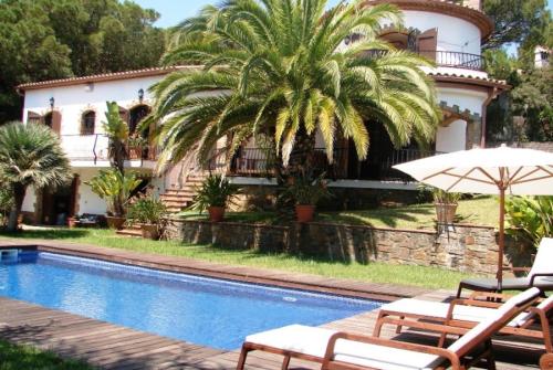 Club Villamar Cantonada in Calonge, Spain