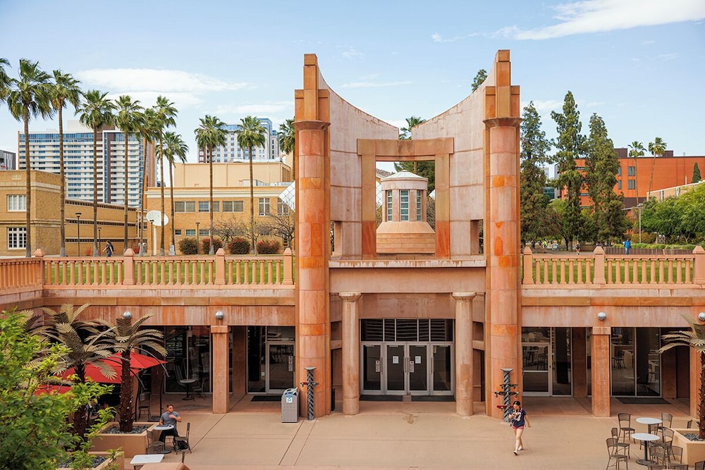 DoubleTree Suites by Hilton Phoenix - photo 81