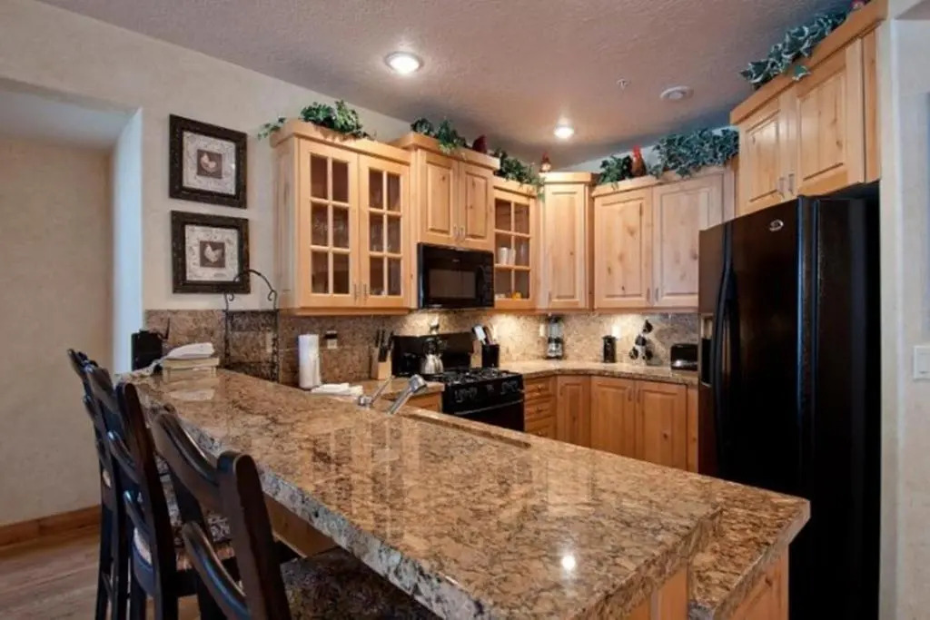 Town Pointe By Resort Property Management - photo 12