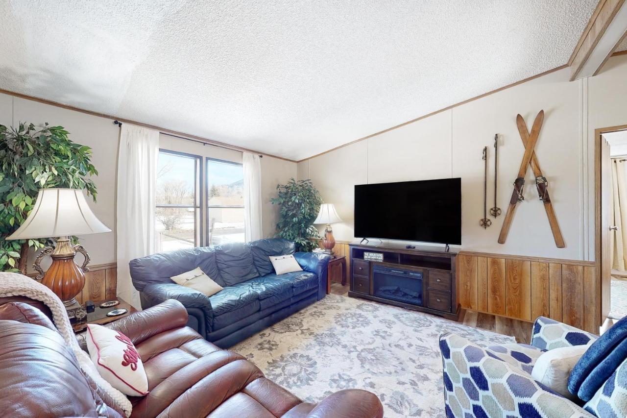 Yatahey in North Bend, United States