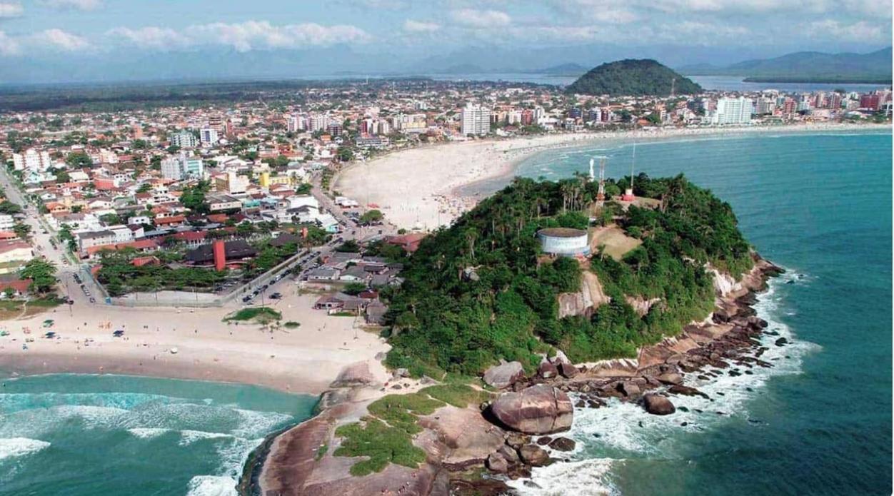 Casa de Praia Centro Guaratuba — 4-Star Luxury Hotel in Guaratuba, Brasil