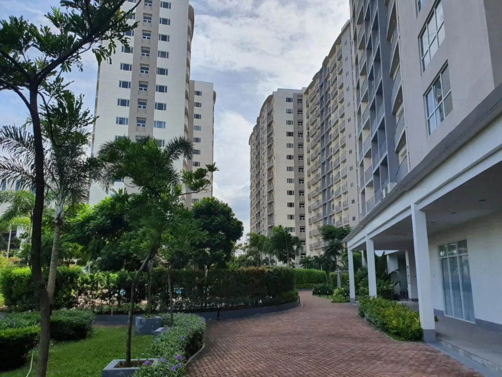 South Residences Tower 3 — 4-Star Luxury Hotel in Manila, Philippines