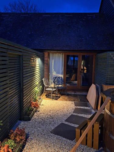 Jossie’s Snug — Bletchingley — photo 5