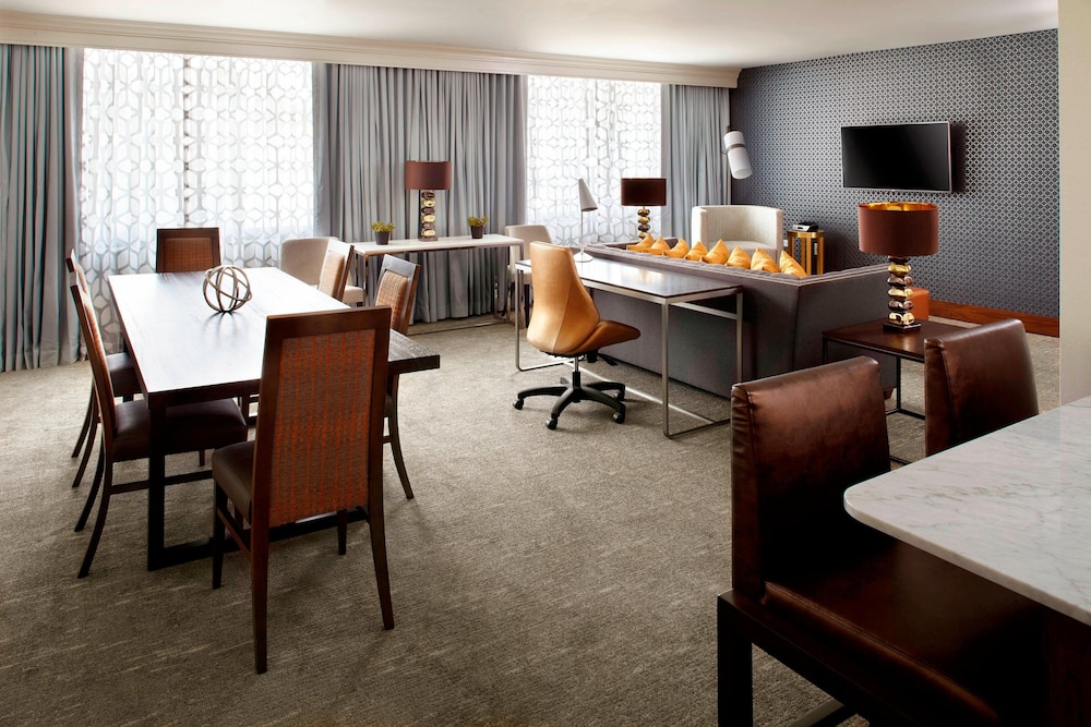 Raleigh Marriott Crabtree Valley - photo 16