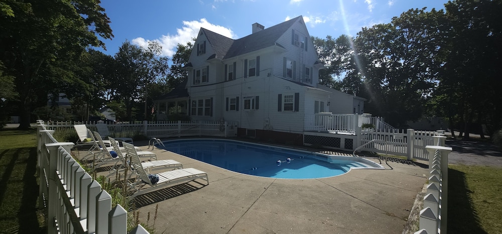 Old Orchard Beach Inn - photo 155