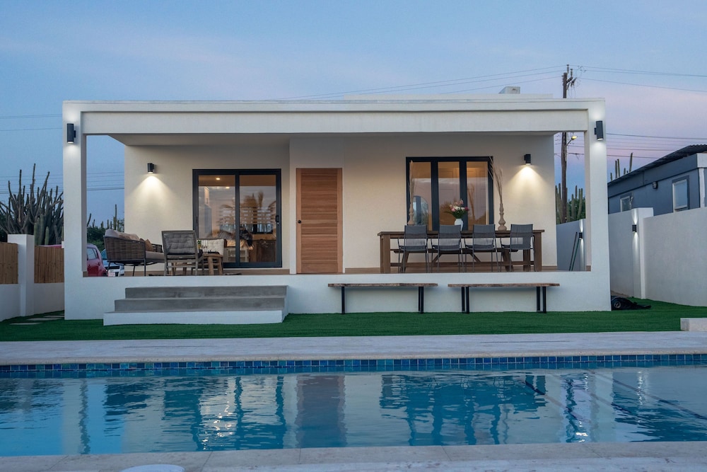 Cadushi Paradise Aruba in Paradera, Aruba