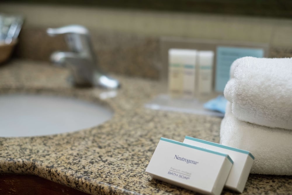 Hampton Inn & Suites Rockland - photo 31