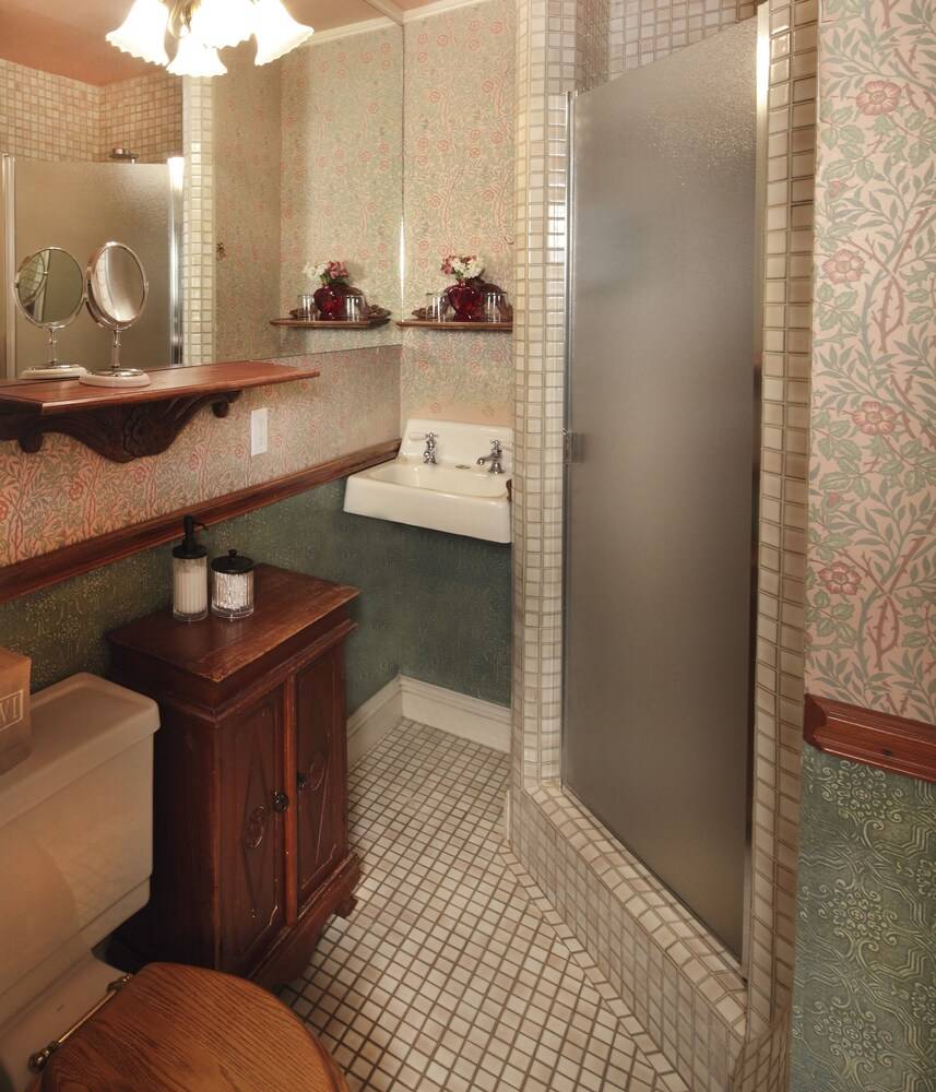 Calderwood Inn - photo 41