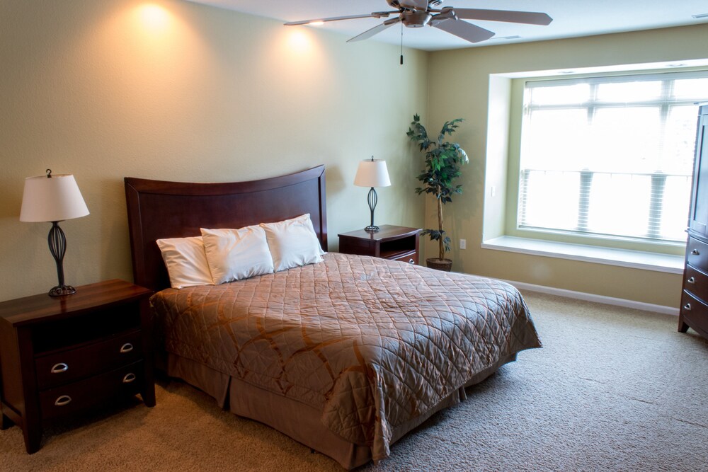 Delton Grand Resort And Spa — 4-Star Luxury Hotel in Wisconsin Dells, United States