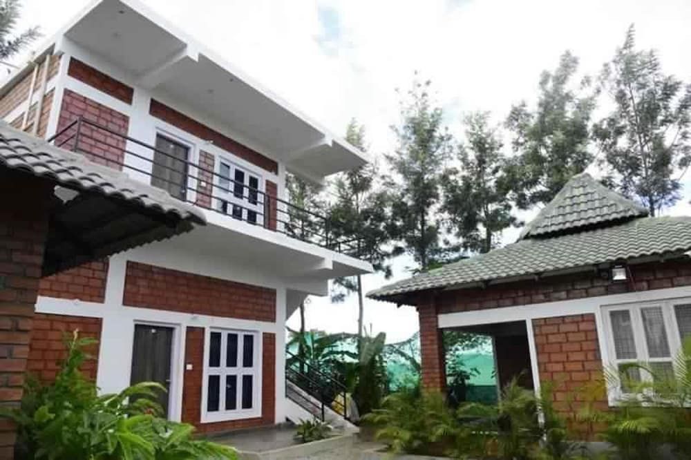 Coorg Gateway Resort — hotel in Piriyapatna