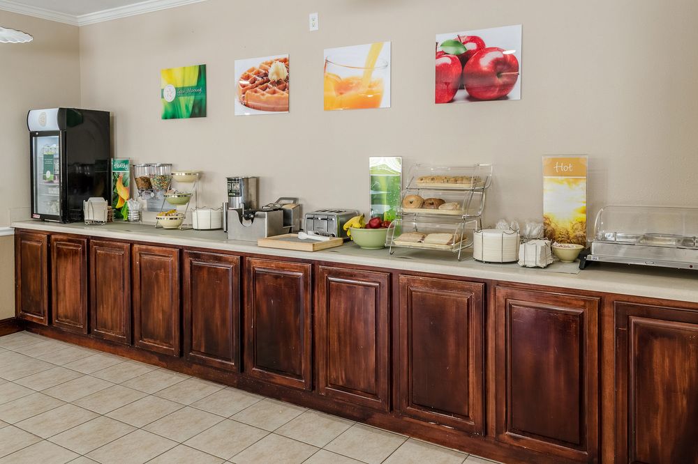 La Quinta Inn Gulf Shores - photo 59