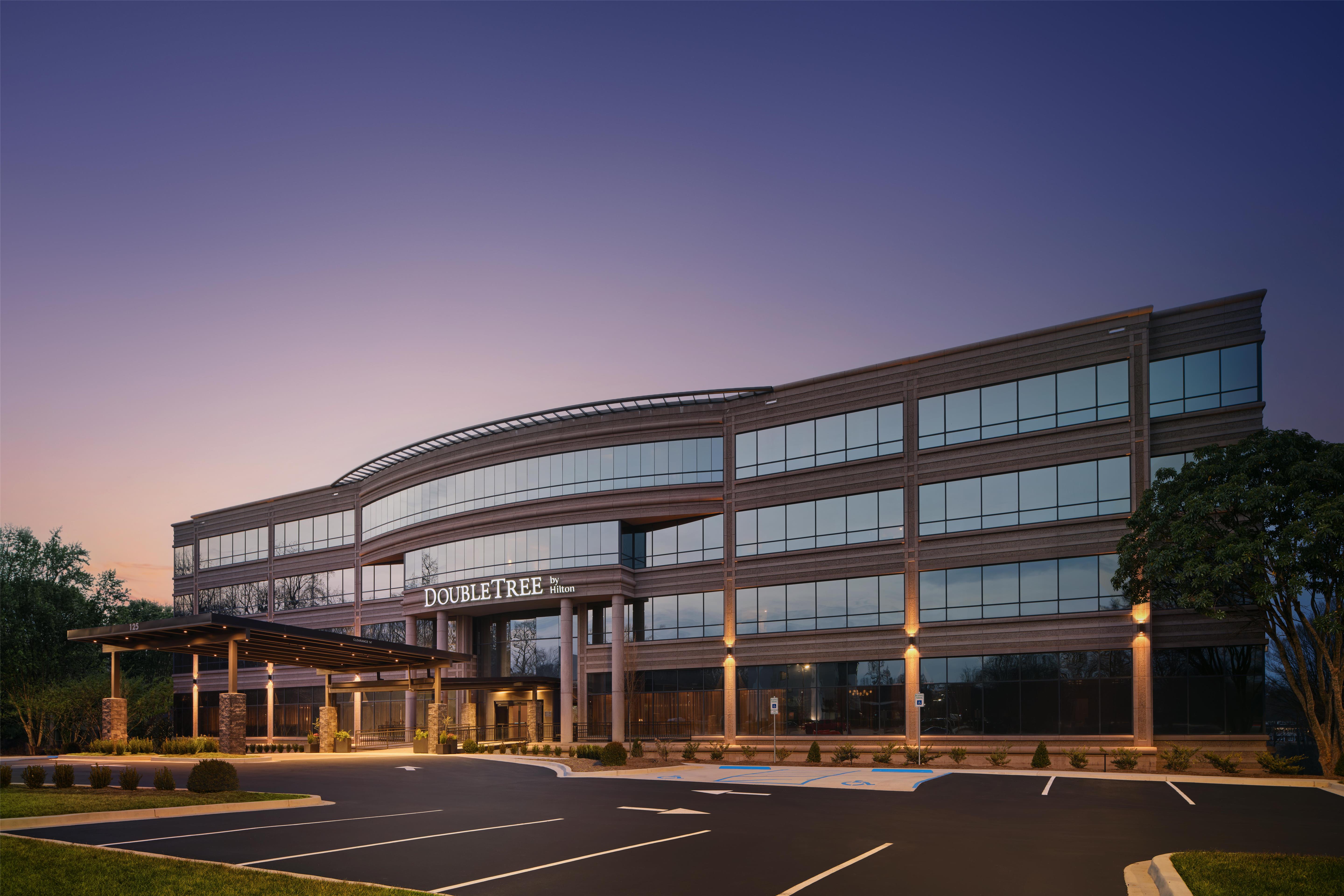 Doubletree By Hilton Greenville Airport — hotel in Greer