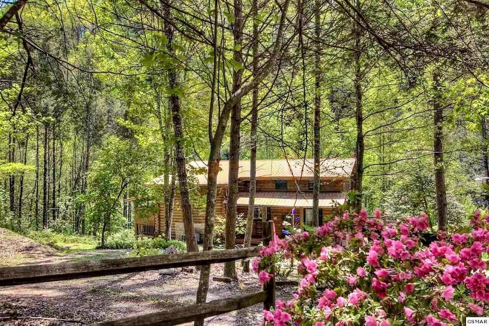 Dunn's Creek Hideaway - last minute hotel in Sevierville
