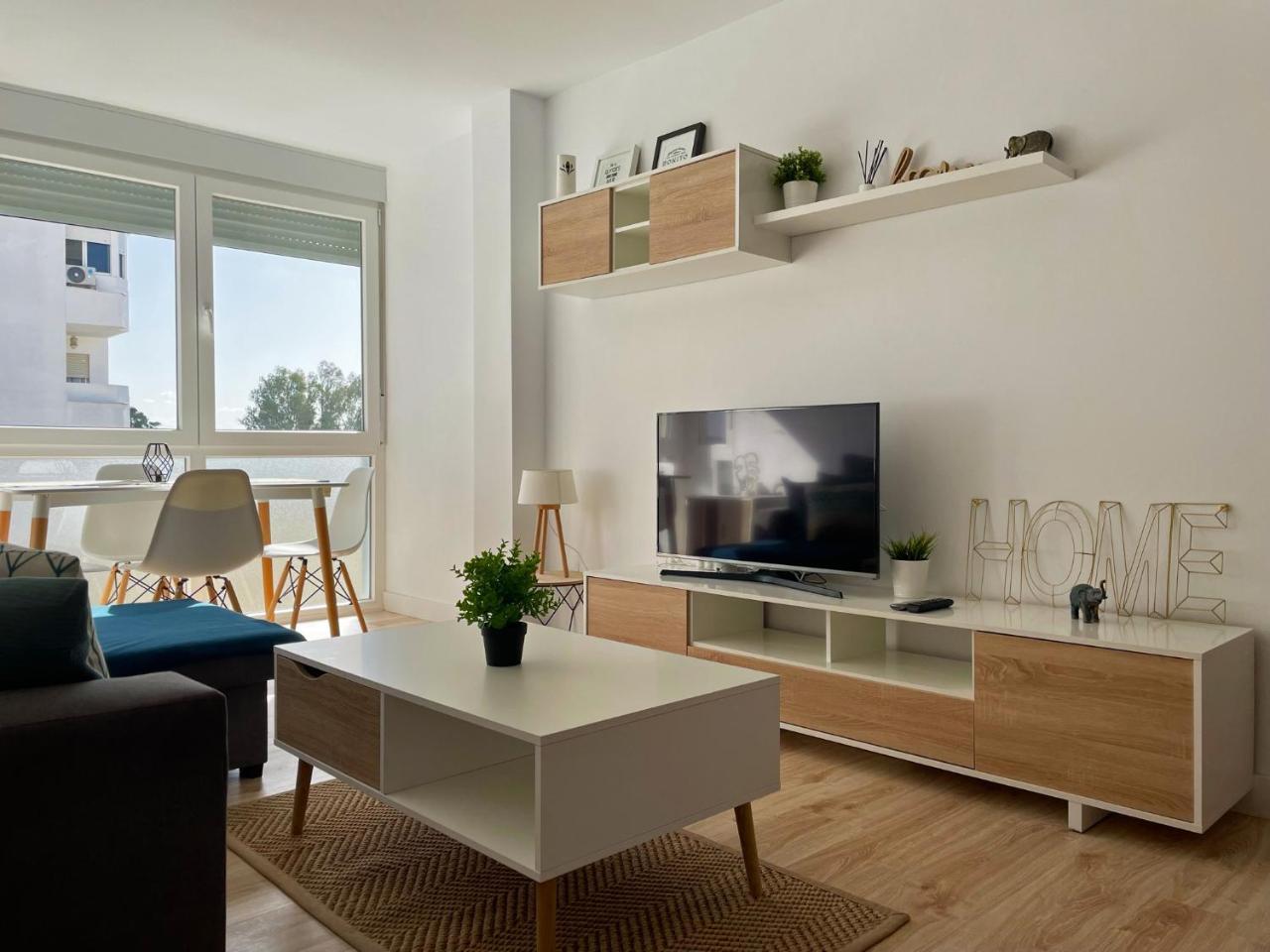 Apartamento Aurora Ole Solutions — 4-Star Luxury Hotel in El Puerto De Santa Maria, Spain