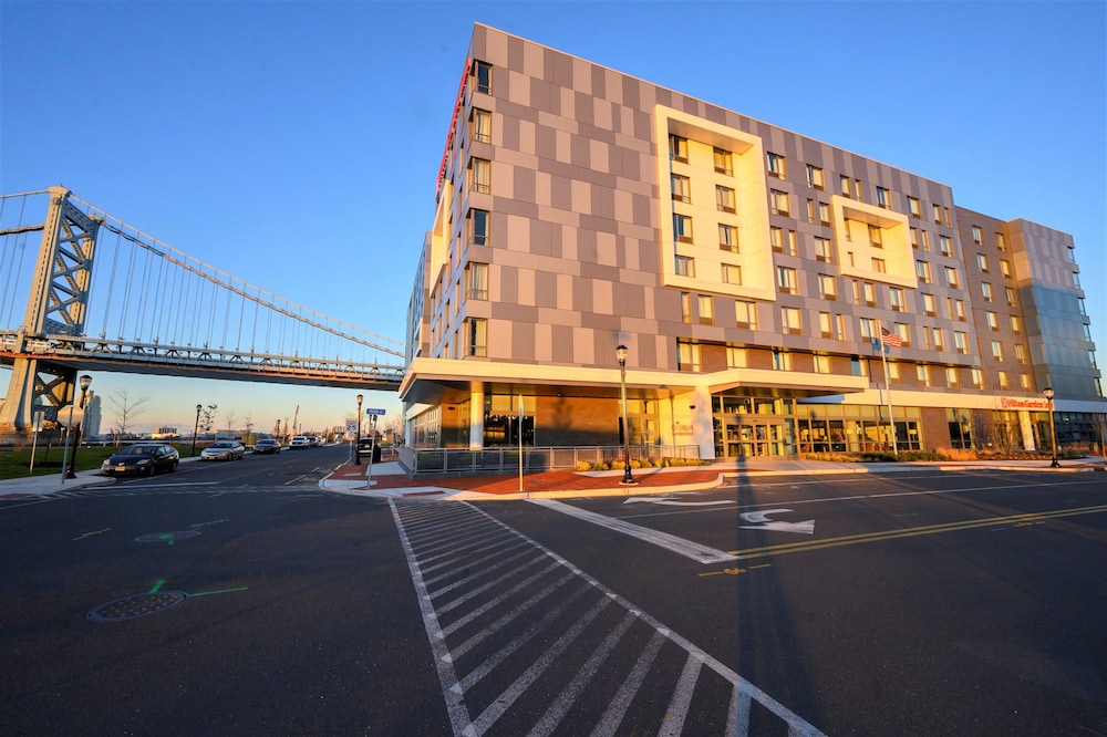 Hilton Garden Inn Camden Waterfront Philadelphia - photo 52