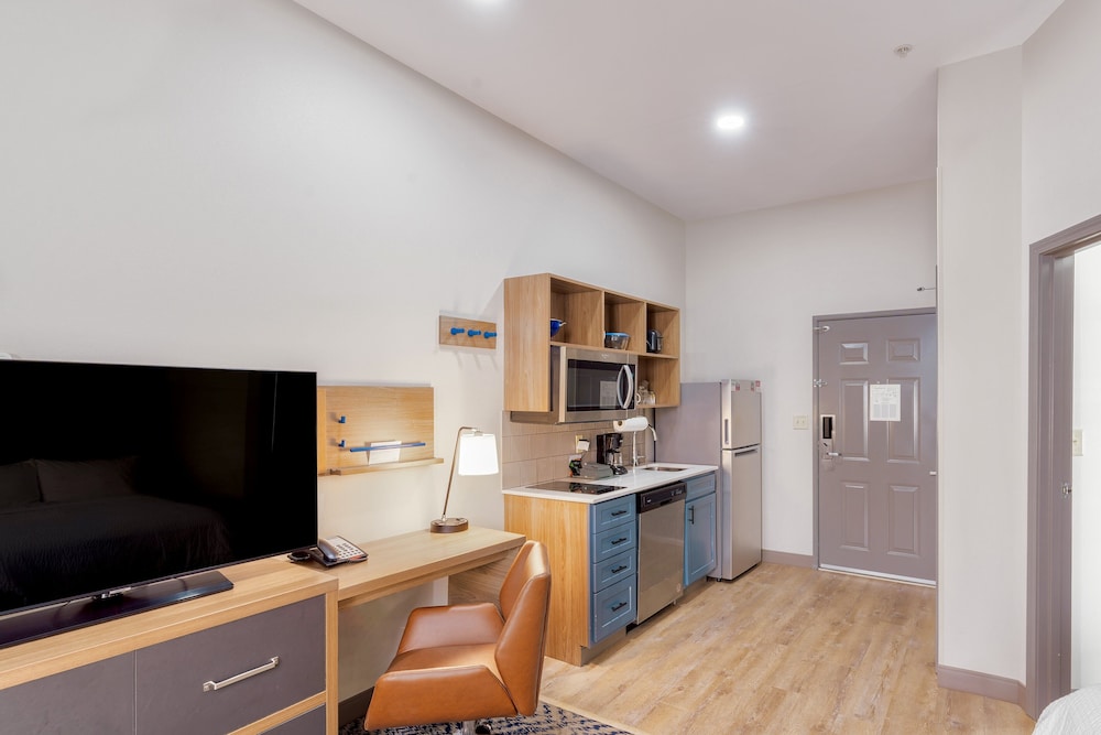 Candlewood Suites Oklahoma City Moore by IHG - photo 11