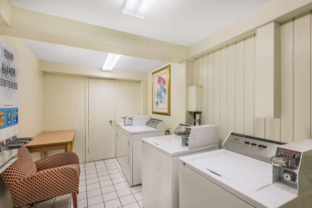 Days Inn by Wyndham Rutland Killington Area - photo 30