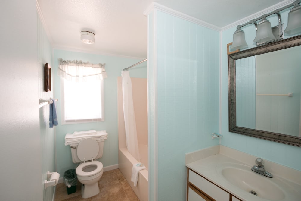Outer Banks Motel - photo 176