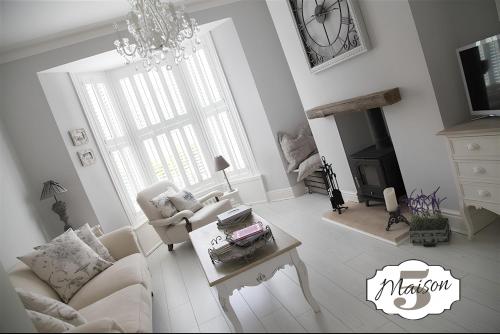 Maison 5 — 4-Star Luxury Hotel in Harrogate, United Kingdom