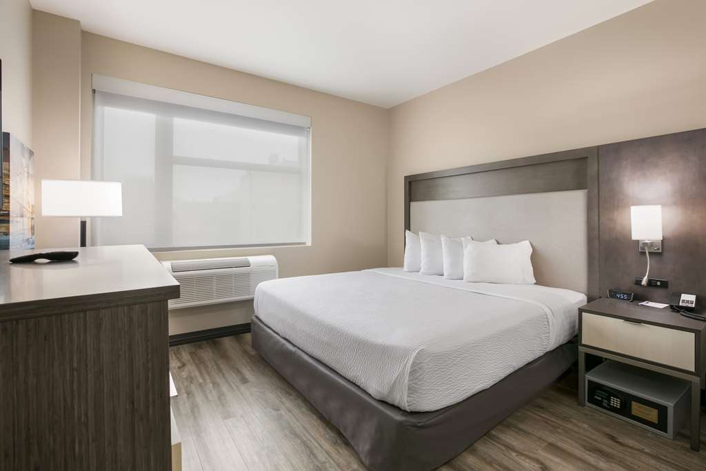 Executive Residency Bronx - photo 29