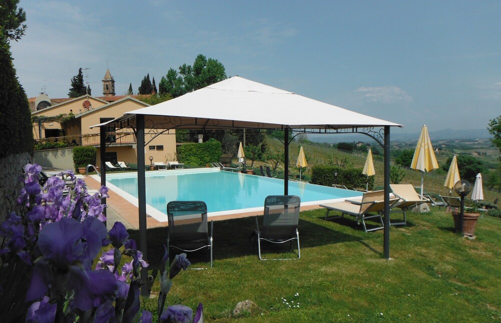 Hotel San Michele — hotel in San Gimignano