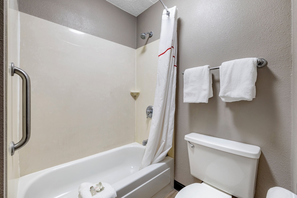 Red Roof Inn Parsippany - photo 28