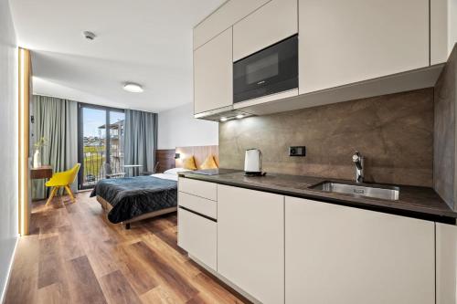 Hine Adon Fribourg Nord in Fribourg, Switzerland