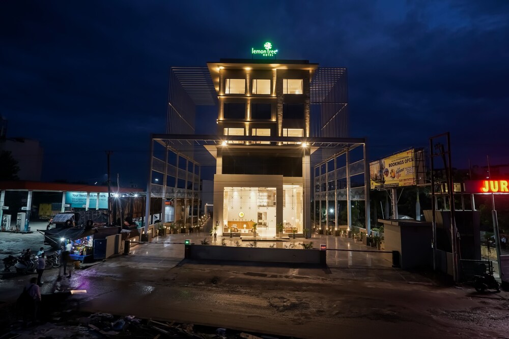 Lemon Tree Hotel Haridwar - carbon neutral hotel in Haridwar