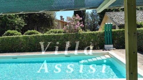 Villa con piscina Assisi — 4-Star Luxury Hotel in Assisi, Italy