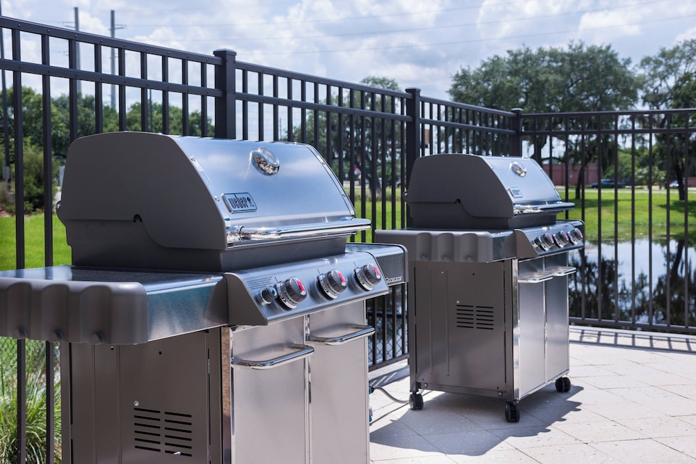 Fairfield Inn & Suites by Marriott Orlando East UCF Area - photo 60