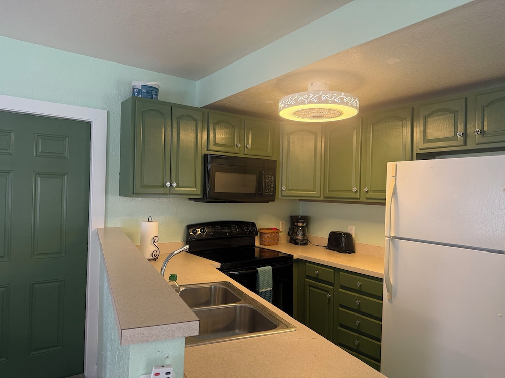 Nature Coast Inn - photo 52