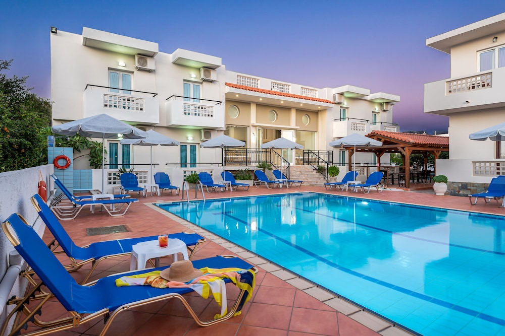 Sisi Breeze Hotel in Sision, Greece