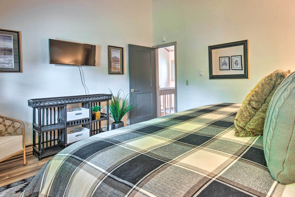 Cortland Abode: 1 Mi to Greek Peak Mountain Resort - photo 23