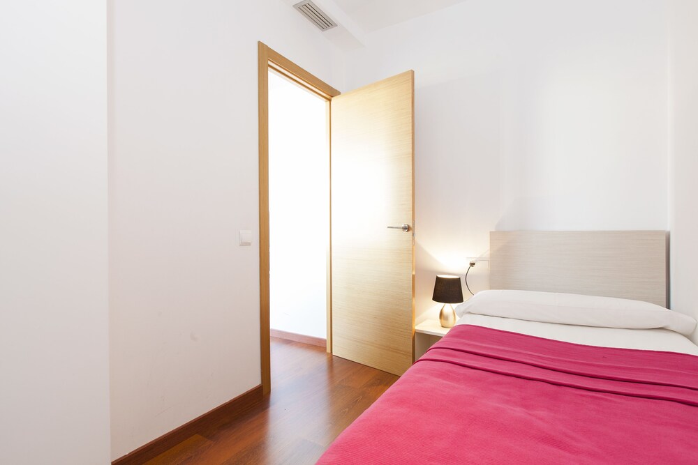 Sleep Universitat By Stay — Barcelona — photo 4