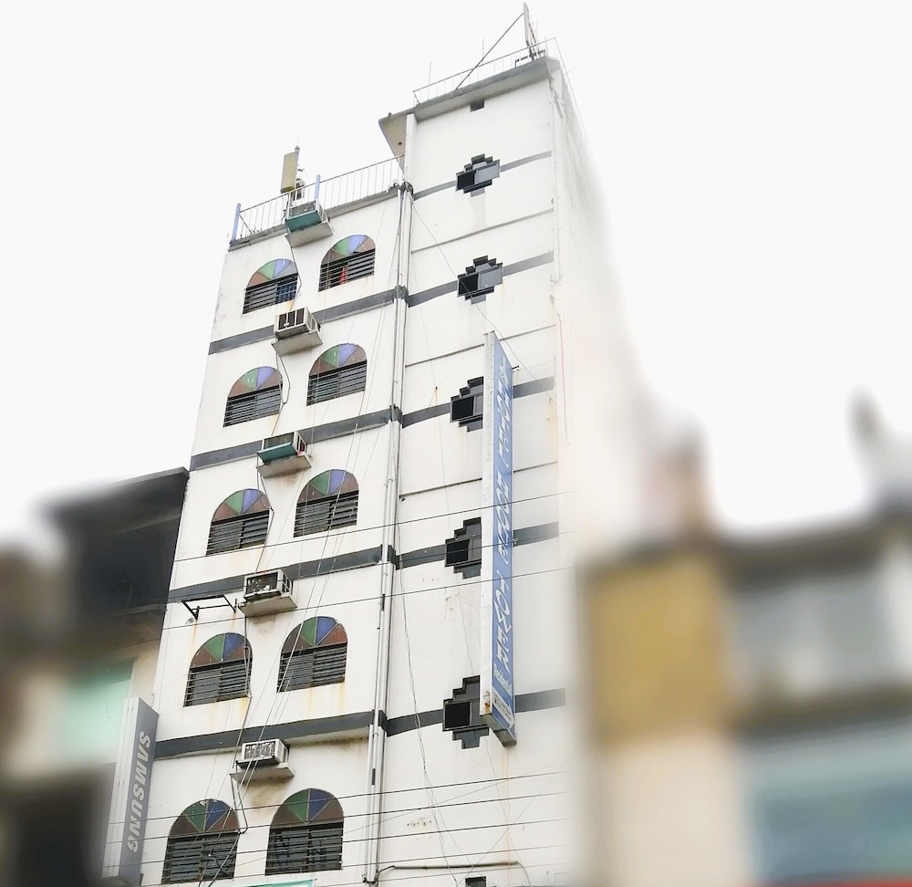 Hotel Hoque Tower International in Chittagong, Bangladesh