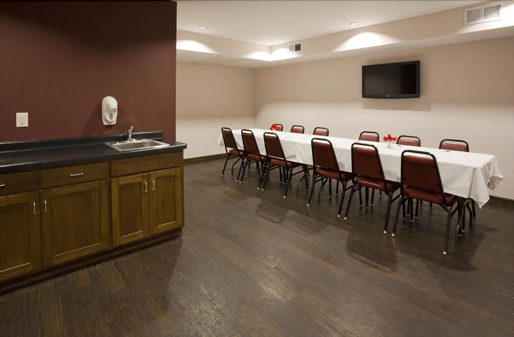GrandStay Hotel & Suites Parkers Prairie - photo 15
