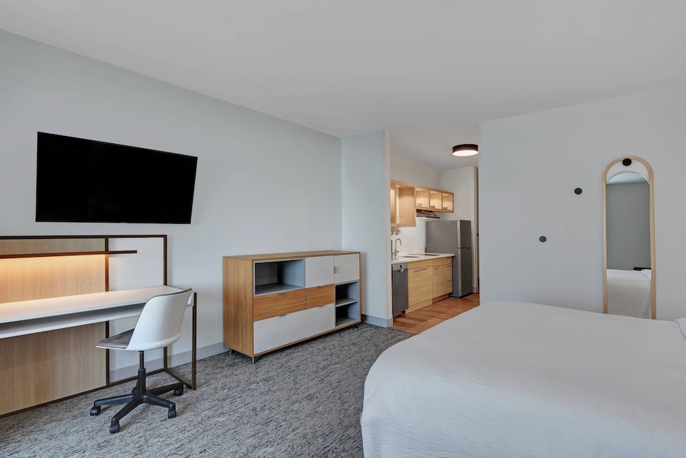 TownePlace Suites by Marriott Sumter - photo 6