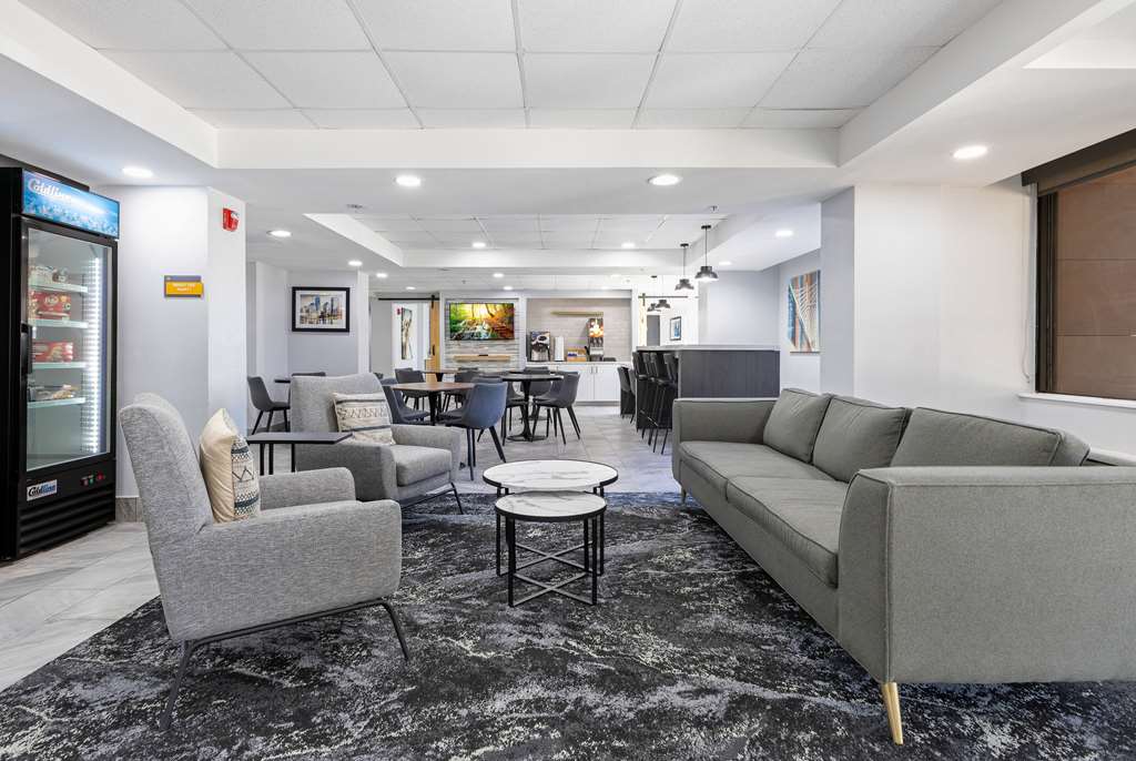 La Quinta Inn & Suites by Wyndham Jacksonville Mandarin - photo 12
