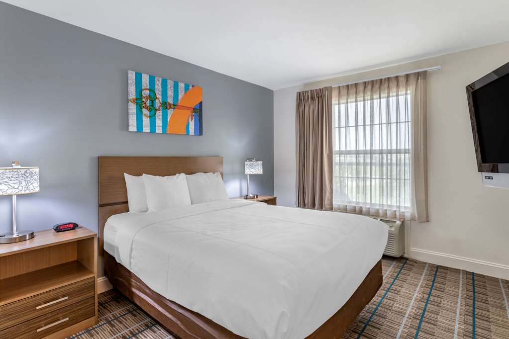 MainStay Suites Port Arthur Beaumont South - photo 10