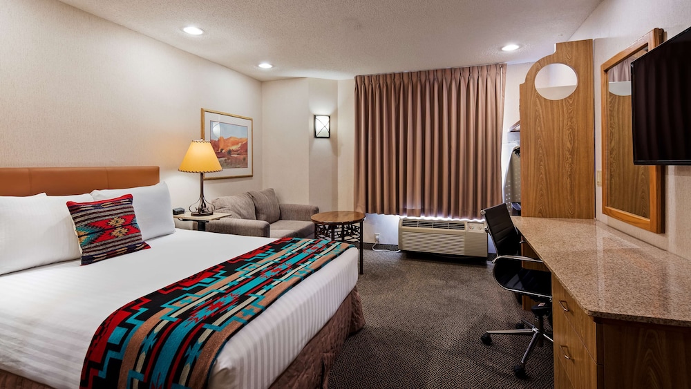 Inn at Santa Fe SureStay Collection by Best Western - photo 10